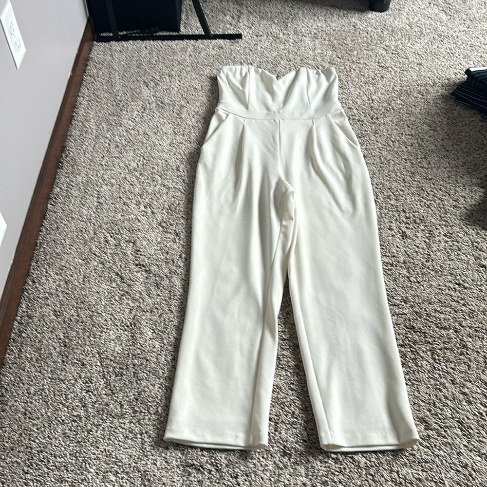 Stunning sweetheart strapless pant suit